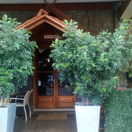 Central Hotel Antsiranana Ngoại thất bức ảnh