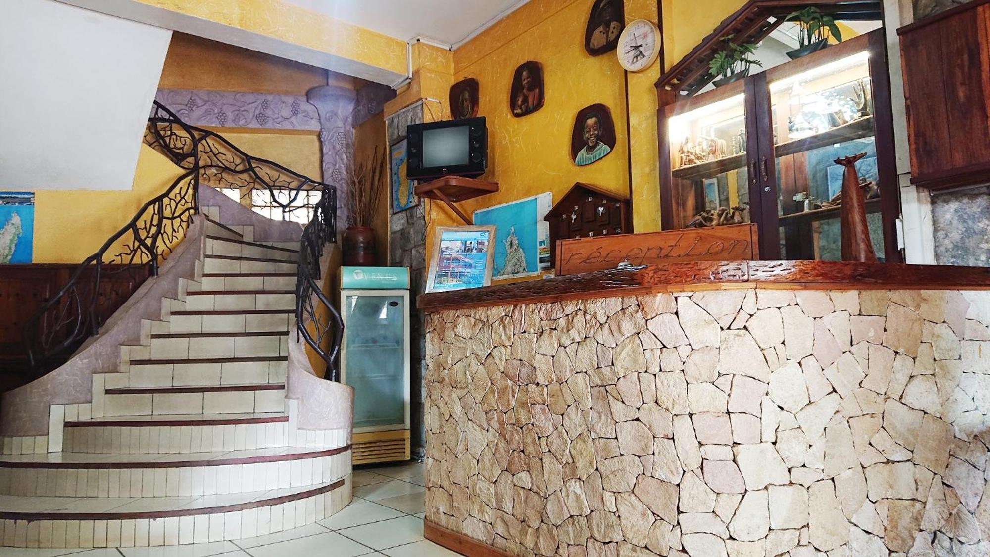 Central Hotel Antsiranana Ngoại thất bức ảnh