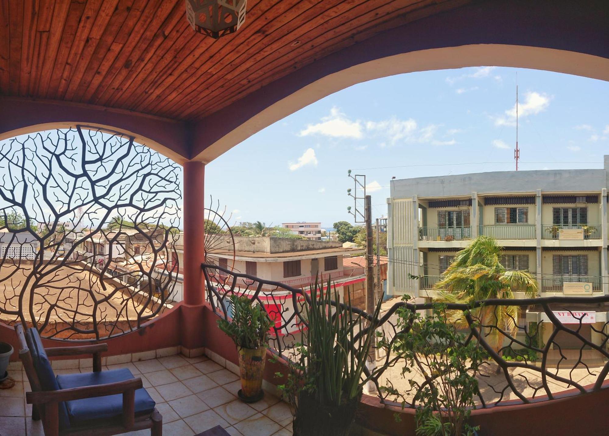 Central Hotel Antsiranana Ngoại thất bức ảnh
