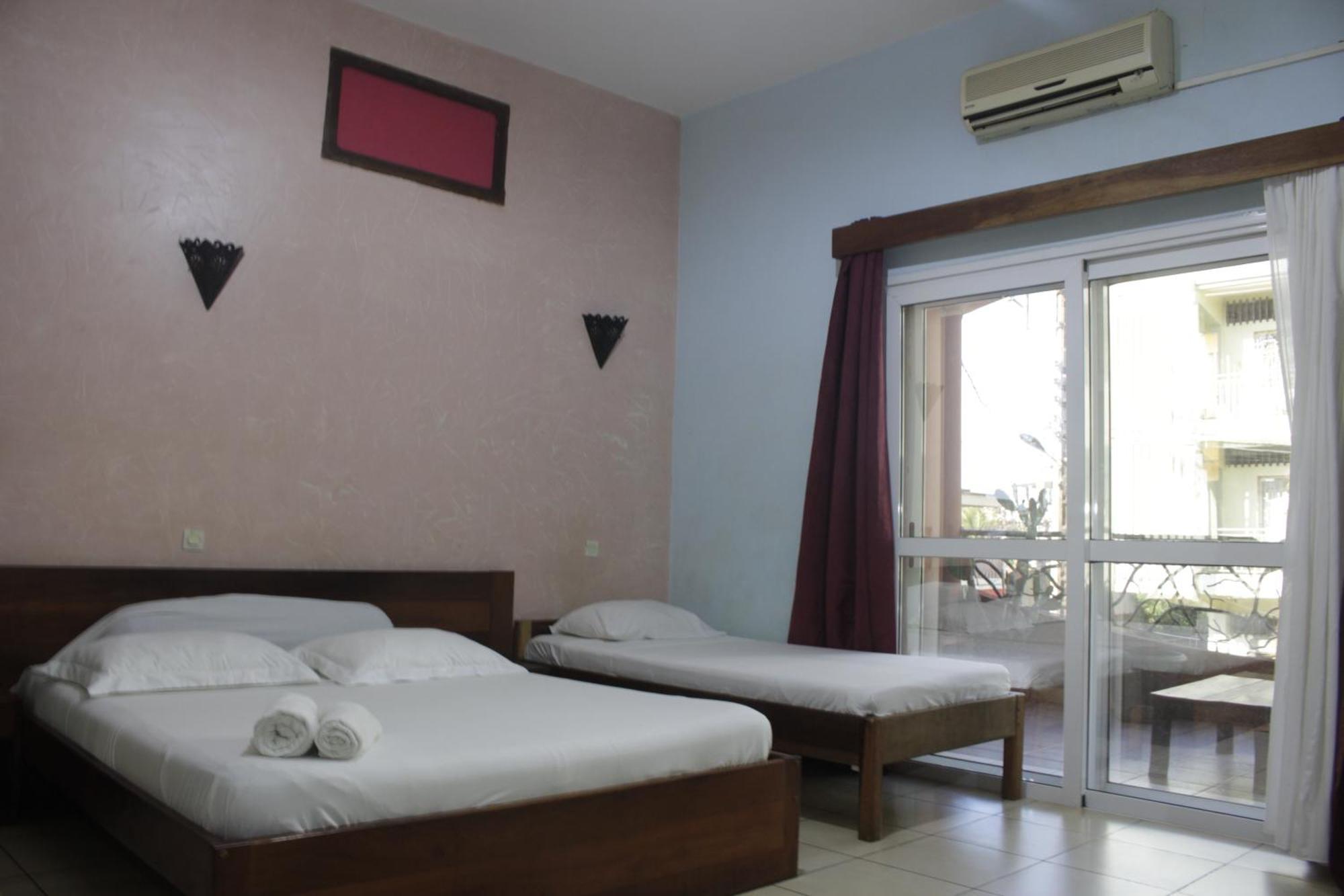 Central Hotel Antsiranana Ngoại thất bức ảnh